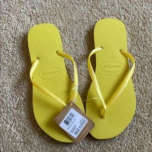 Women’s flip flops